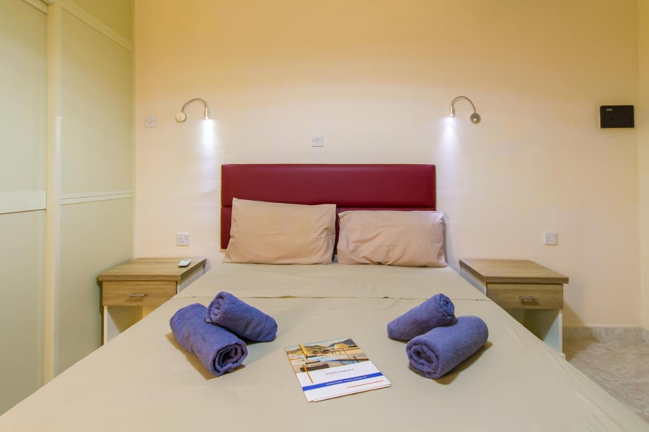 Pool & Sea Merill Apartments Mellieħa Екстериор снимка