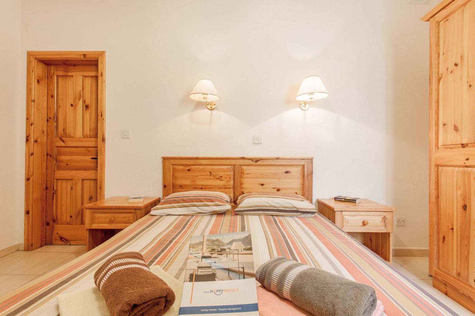 Pool & Sea Merill Apartments Mellieħa Екстериор снимка