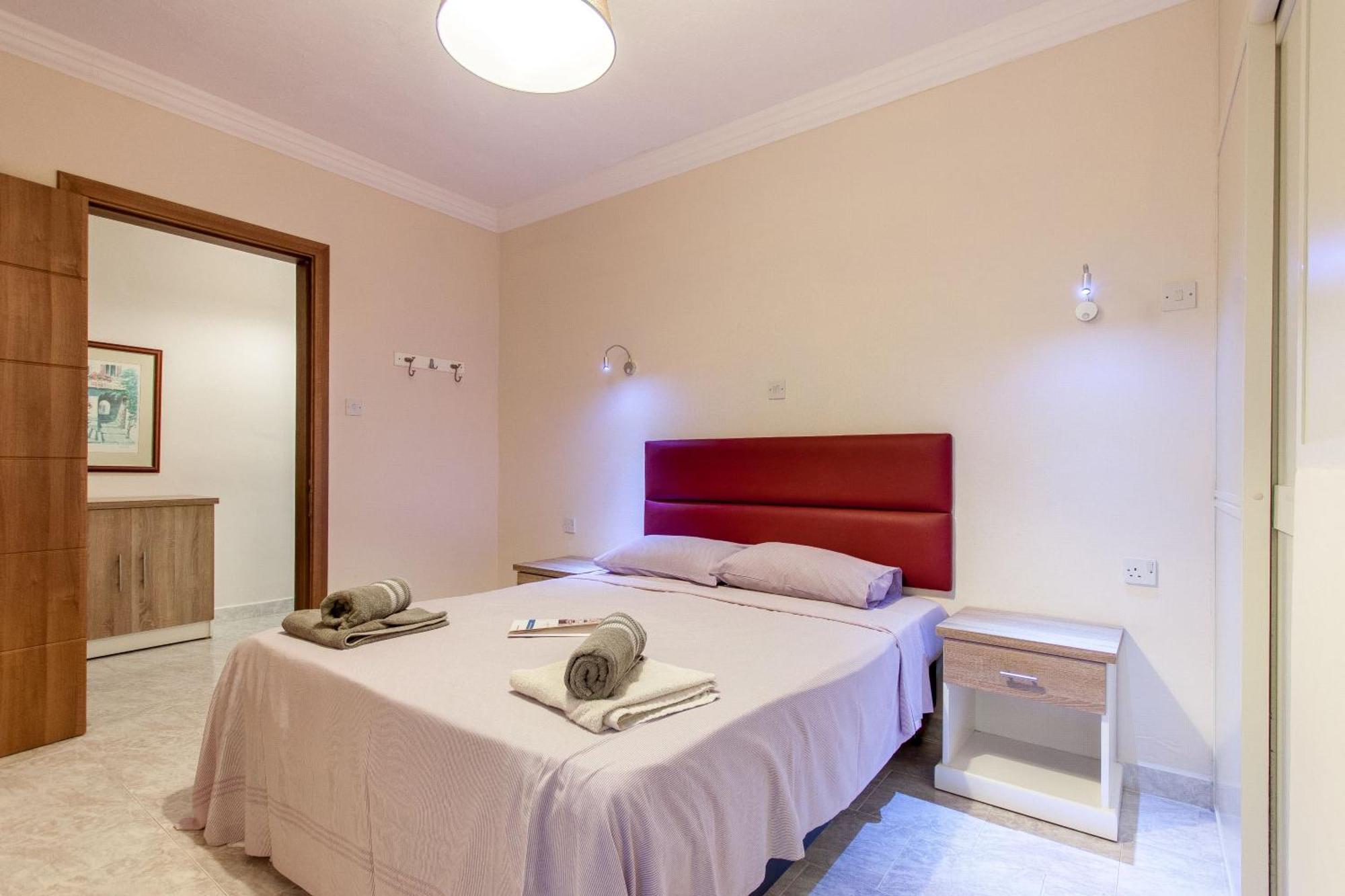 Pool & Sea Merill Apartments Mellieħa Екстериор снимка