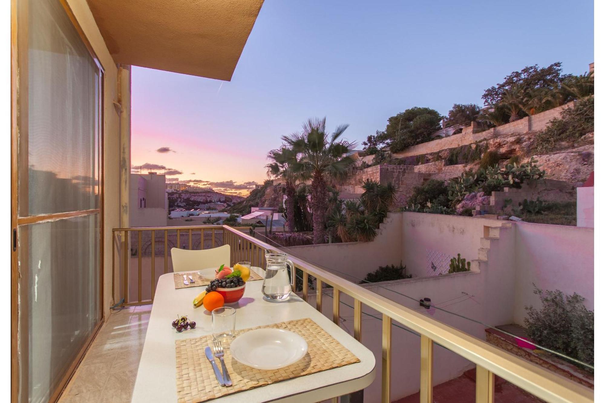 Pool & Sea Merill Apartments Mellieħa Екстериор снимка