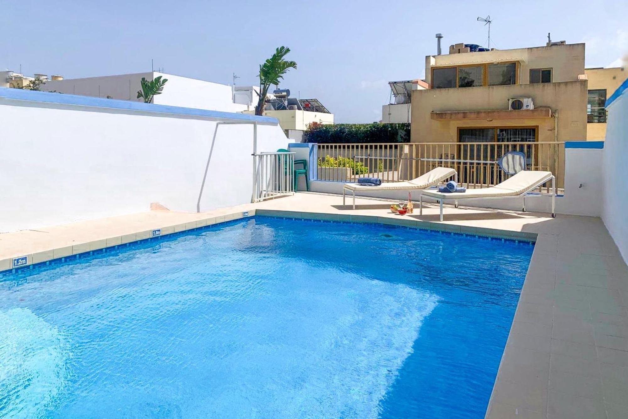 Pool & Sea Merill Apartments Mellieħa Екстериор снимка
