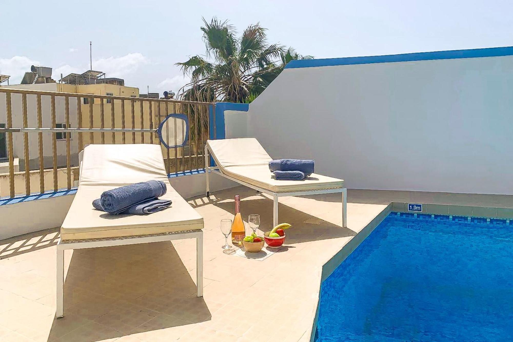 Pool & Sea Merill Apartments Mellieħa Екстериор снимка