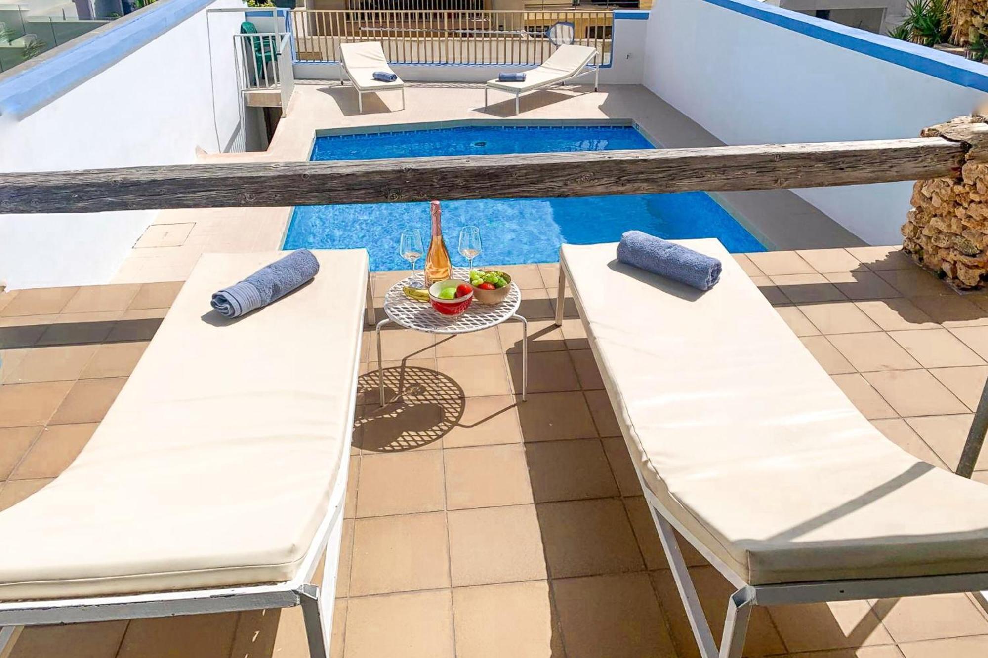 Pool & Sea Merill Apartments Mellieħa Екстериор снимка